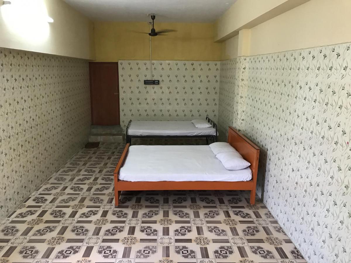 Sr Mahal & Lodge Kumbakonam Exterior foto