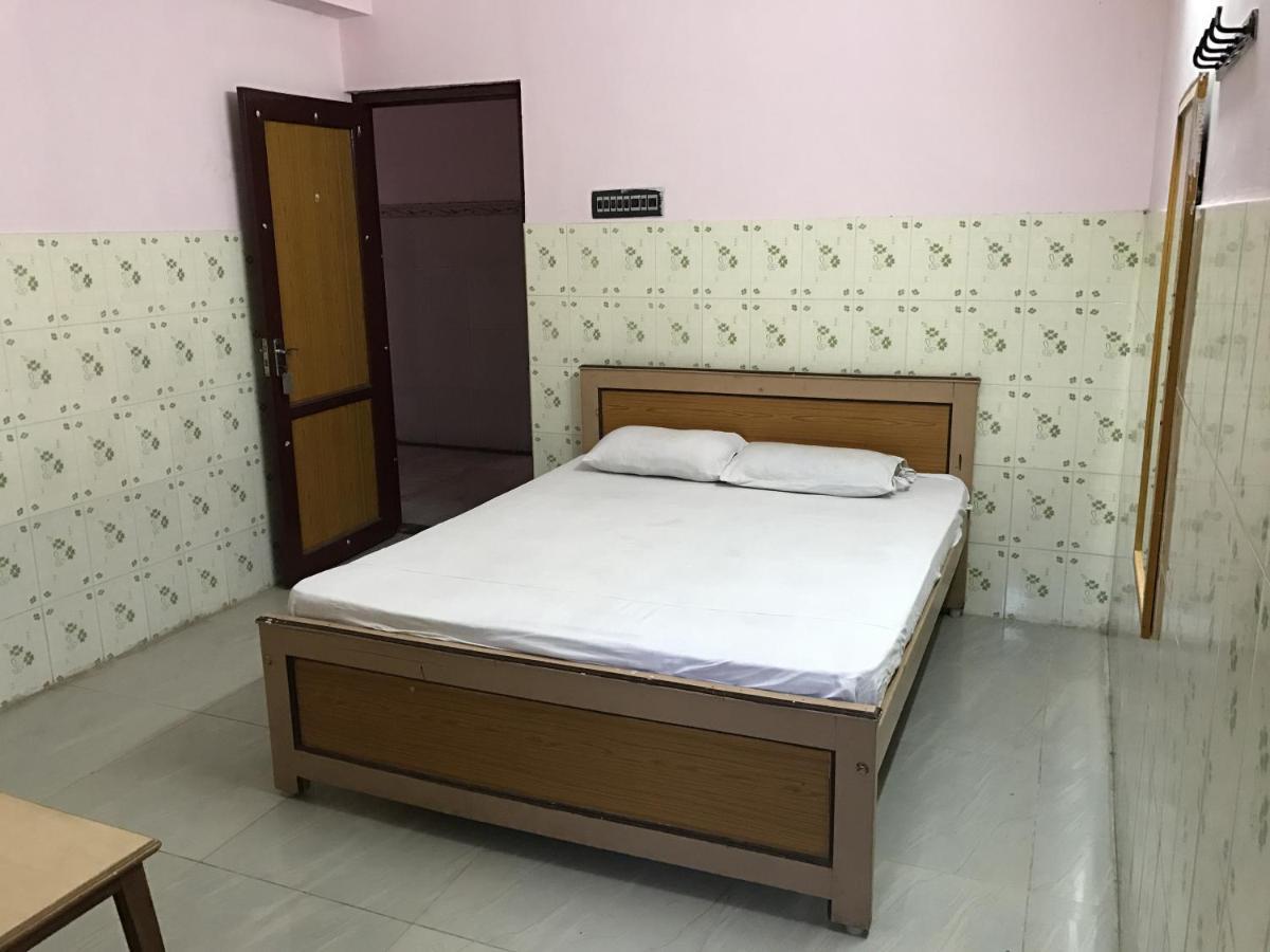 Sr Mahal & Lodge Kumbakonam Exterior foto